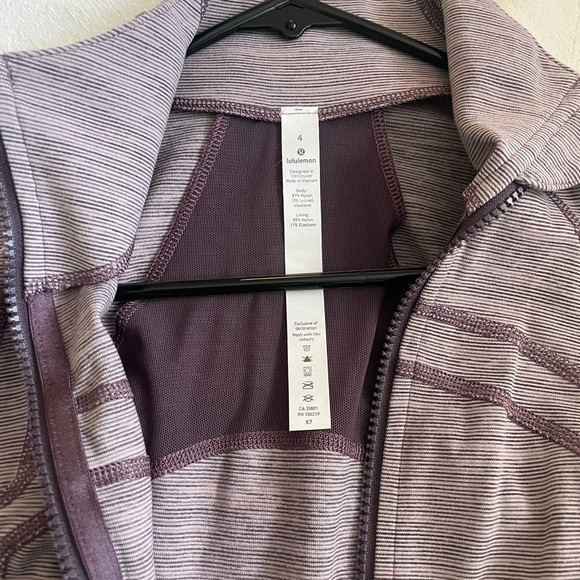 Lululemon jacket, sculpt jacket, define jacket, zip up, lulu, athletic jacket - Picture 3 of 4
